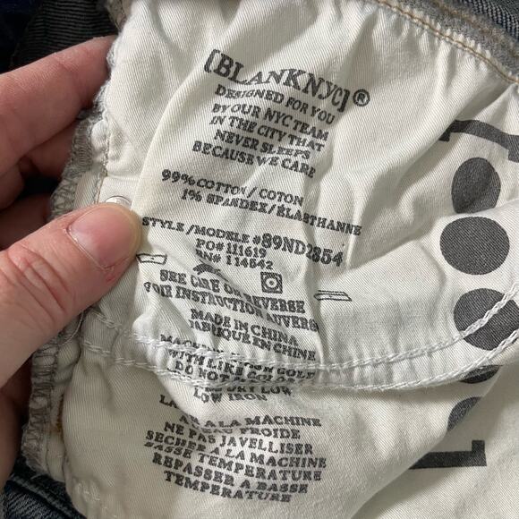 Blank NYC Light Wash Retro Style Skinny Leg Yoke Jeans - Size 30 - Button Fly - Picture 5 of 7